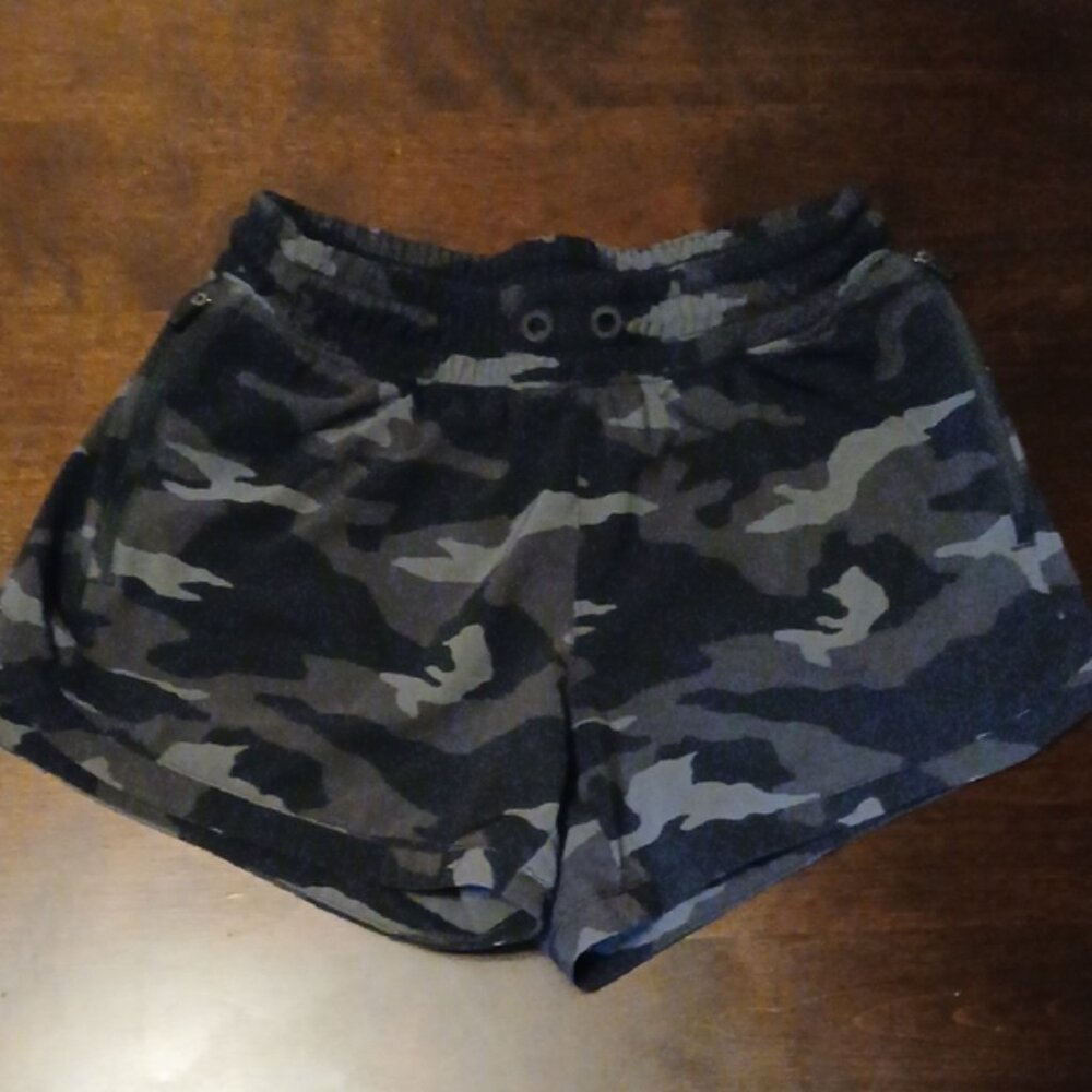 Athleta Kids Black Camo Shorts